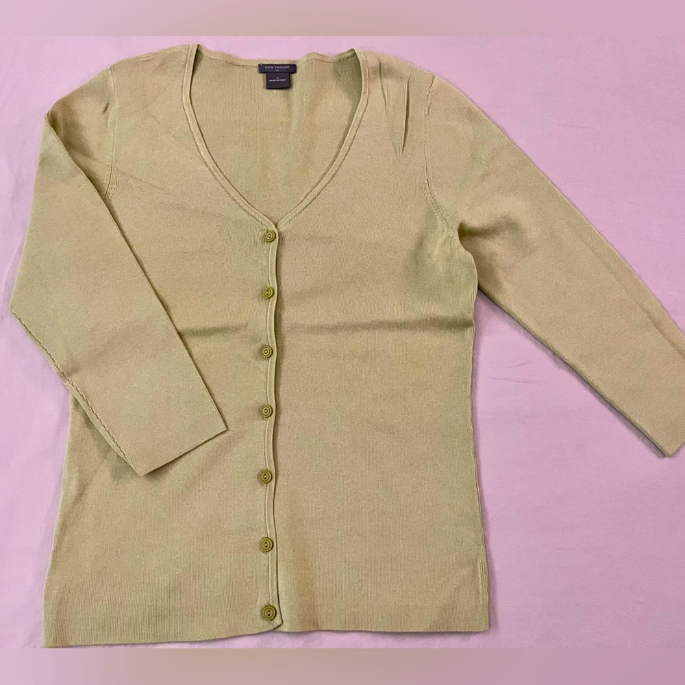 Ann Taylor V-neck Cardigan